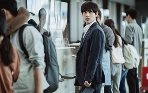 Im Si Wan - Khi 'good boy' trở thành 'khủng bố'