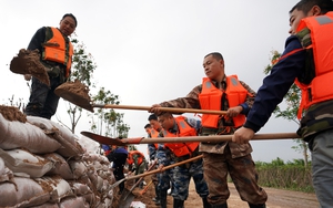 Trung Quốc ứng phó khẩn cấp phòng lũ lụt ở miền Bắc