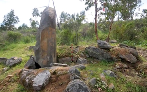 Quần thể hơn 500 viên đá đứng được tìm thấy ở Tây Ban Nha