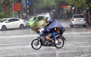 Áp thấp nhiệt đới suy yếu thành một vùng áp thấp