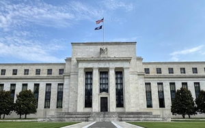 Fed kiên định với lộ trình tăng lãi suất để kiềm chế lạm phát