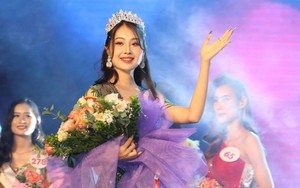 Thí sinh Phạm Giáng My giành danh hiệu Người đẹp Hoa Lư