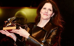 Laura Poitras và hành trình đến với 'Sư tử Vàng'