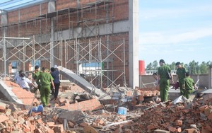 Khởi tố vụ án sập tường Công ty Savvy Seafood Việt Nam ở Bình Định