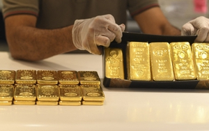 Giá vàng thế giới chứng kiến tuần giao dịch 'tồi tệ' nhất trong tháng