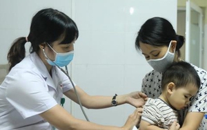 Bệnh nhi mắc Adenovirus gia tăng, Bộ Y tế họp khẩn bàn giải pháp
