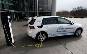 Đức đầu tư hơn 6 tỷ euro cho xây dựng trạm sạc pin xe điện trong nước