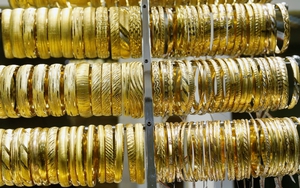 Phiên 1/11, giá vàng châu Á tăng hơn 1%