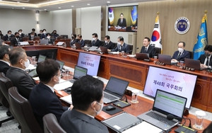 Tổng thống Hàn Quốc triệu tập hội nghị đánh giá hệ thống an toàn quốc gia sau thảm kịch Itaewon