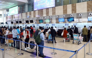 Cục Hàng không Việt Nam đề xuất bỏ trần giá vé máy bay