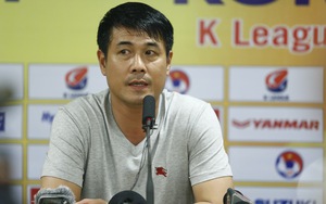 HLV Hữu Thắng thừa nhận Siêu sao K-League đã 'thả' U22 Việt Nam