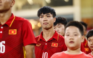 Công Phượng được khen số 1 Việt Nam, U22 Việt Nam tiếp tục 'hành xác'