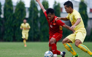 HLV Hoàng Anh Tuấn sốc vì U19 Việt Nam đá giao hữu thua đậm