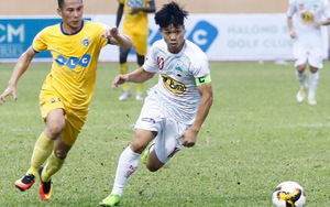 Thủ môn U23 Việt Nam mắc sai lầm, Công Phượng tin vào TOP 5 V-League