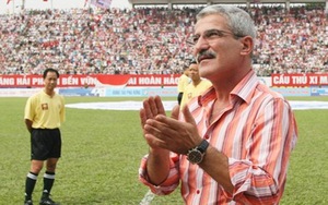 HLV Calisto buồn vì Long An xuống hạng, U19 Việt Nam thắng nhưng chưa vui