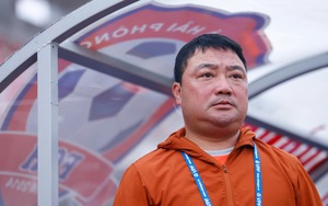 HLV Trương Việt Hoàng chia tay Hải Phòng sau 3 năm sóng gió