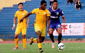 VIDEO: Hải Phòng 2-2 Thanh Hóa: Xem lại pha bỏ lỡ không tưởng của Samuel Monday