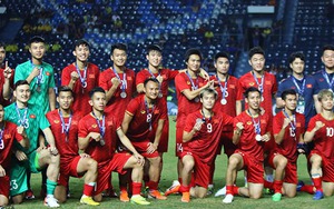 VIDEO: Đội tuyển Việt Nam và quả ngọt từ King's Cup