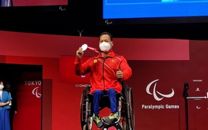 Vượt qua chấn thương, Lê Văn Công xuất sắc giành HCB Paralympic Tokyo