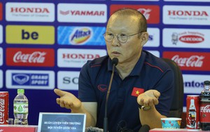 VIDEO: Vì sao HLV Park Hang Seo nổi cáu?