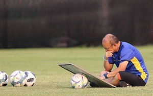 Việt Nam đấu với UAE: Thành bại tại ông Park!