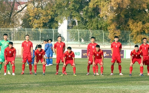 HLV Hoàng Văn Phúc: 'Khởi đầu bao giờ cũng khó khăn'