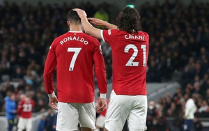 MU chiến thắng, Solskjaer giữ ghế: Trên đôi vai hai ông già 70 tuổi