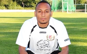 Bí ẩn cựu sao Schalke sống lại sau 4 năm qua đời