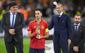 Sergio Busquets: Cháy lên nào, những đường chuyền bất diệt