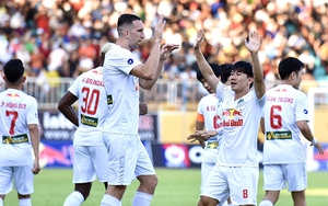 7 năm để HAGL thách thức quyền lực bầu Hiển