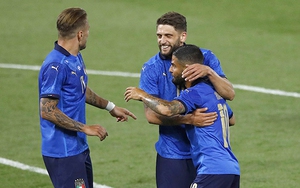 Bỉ vs Ý: Điều chỉnh, hay thay mới cả hàng công?