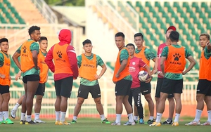 V-League thi đấu tập trung: 'Cả làng' đều khó khăn