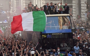 Ý vô địch EURO 2021: Cho một cuộc vui không bao giờ kết thúc