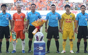 V-League 2021 tiến thoái lưỡng nan
