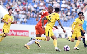 Bóng đá nội 'tác chiến' mùa dịch