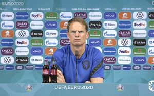 Hà Lan dừng bước: Chìm dưới kênh đào Amsterdam