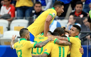 Copa America 2021: Làm ơn, mang Copa đi và đưa vaccine về!