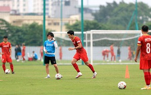 Văn Hậu chỉ là sự kiểm tra của HLV Park Hang Seo