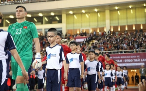 'Văn Lâm là thủ môn số một đội tuyển Việt Nam'