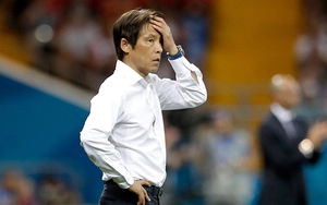 HLV Thái Lan đau đầu gấp đôi thầy Park