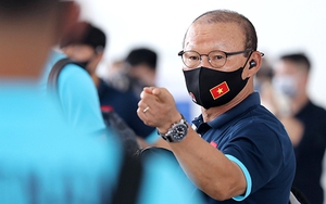 HLV Quốc Vượng: 'Tuyển Việt Nam sẽ có vé đi tiếp'