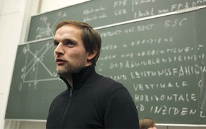 Thomas Tuchel không chỉ biết làm HLV…