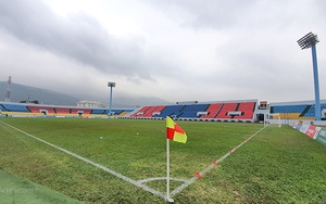 Bóng đá xiết chặt tay cùng xã hội