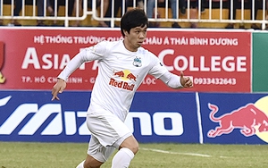 HAGL độc chiếm đỉnh bảng