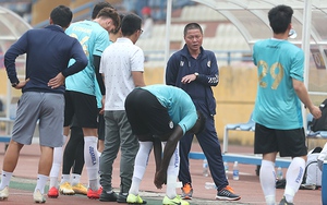 Chuyên gia Trần Bình Sự: 'Chờ đợi những bất ngờ tại V-League'