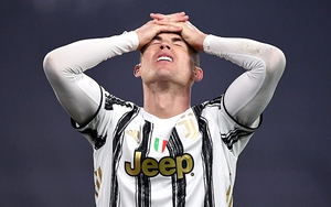 Cristiano Ronaldo kéo Juventus đi thụt lùi