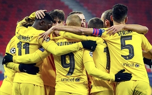 Trực tiếp bóng đá Barcelona vs Huesca: Khỏe hơn để vô địch La Liga