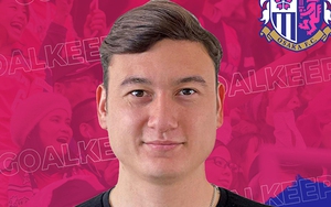 Đừng so sánh Văn Lâm với Công Phượng