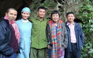 NSƯT Trịnh Quang Tùng - 'Một mình em sắm cả 2 vai chèo'