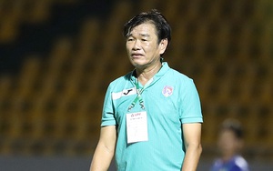 HLV Phan Thanh Hùng: 'Tôi dừng lại để đội bóng có giải pháp mới'